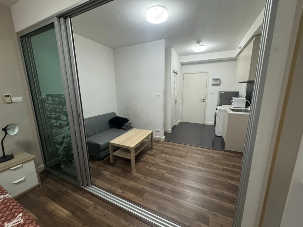 For rent: A Space Me Bangna, 18th floor, fully furnished, comfortable unit. Book now, don't miss out!