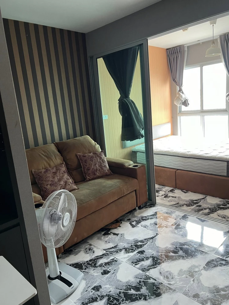 For rent: A Space Me Bangna, a room on a very high floor, fully furnished with appliances. The actual room is beautiful and exactly as shown in the pi
