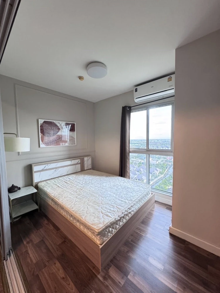 For rent: A Space ME Bangna, well-separated room, great price, everything you need in one place. Hurry and book now, don't miss out.