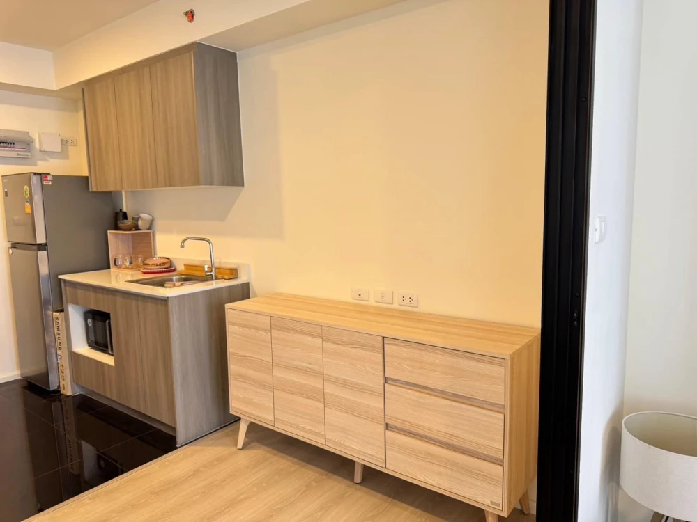 For rent: A Space Mega 2, 11th floor, fully furnished, with electrical appliances. Reserve now, urgently.