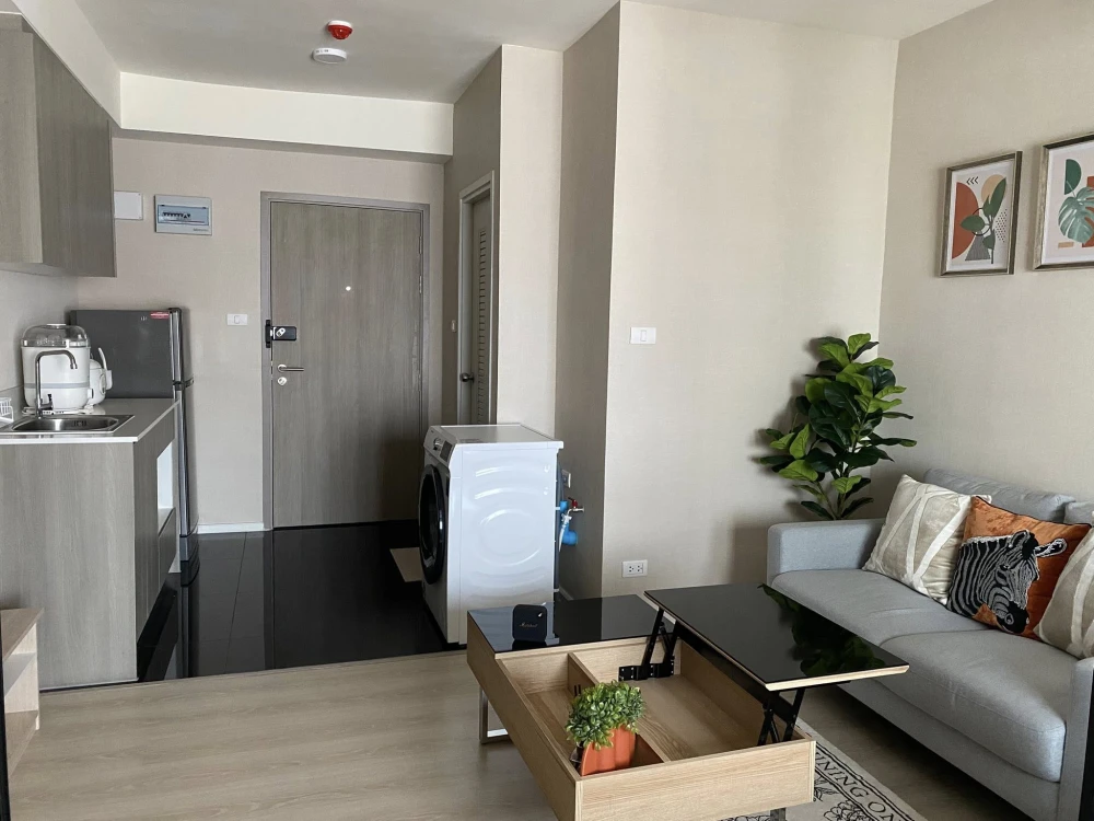 For rent: A Space Mega 2, 15th floor, fully furnished, nice to live in. If interested, hurry and reserve now. Don't miss out. Urgent!