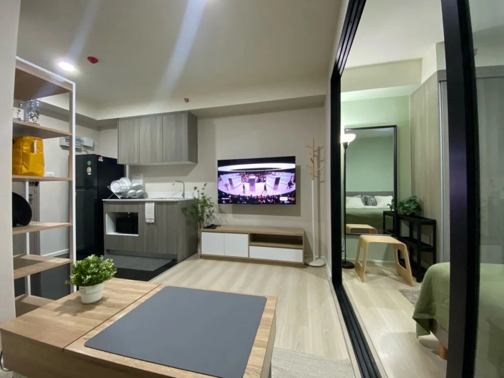 For rent: A Space Mega 2, 15th floor, beautiful room, fully furnished, ready to move in. If interested, hurry and reserve now.