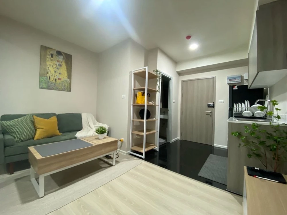 For rent: A Space Mega 2, 15th floor, beautiful room, fully furnished, ready to move in. If interested, hurry and reserve now.