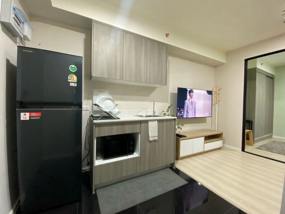 For rent: A Space Mega 2, 15th floor, beautiful room, fully furnished, ready to move in. If interested, hurry and reserve now.