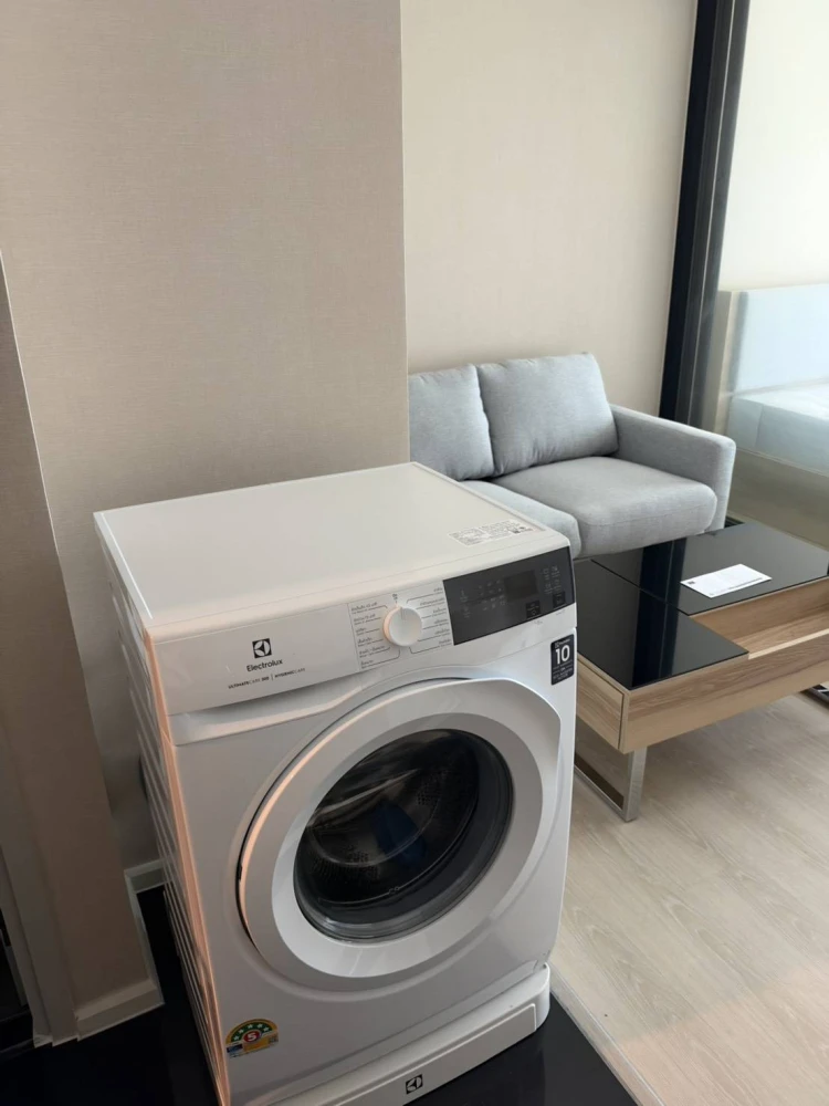For Rent: A Space Mega 2, 21st Floor. Fully furnished and inviting—book now if interested.