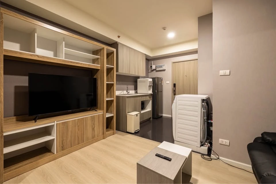For rent: A Space Mega, Building A, great view, next to Mega Bangna and Ikea, high floor, great atmosphere, if you don't book, you'll really miss out.
