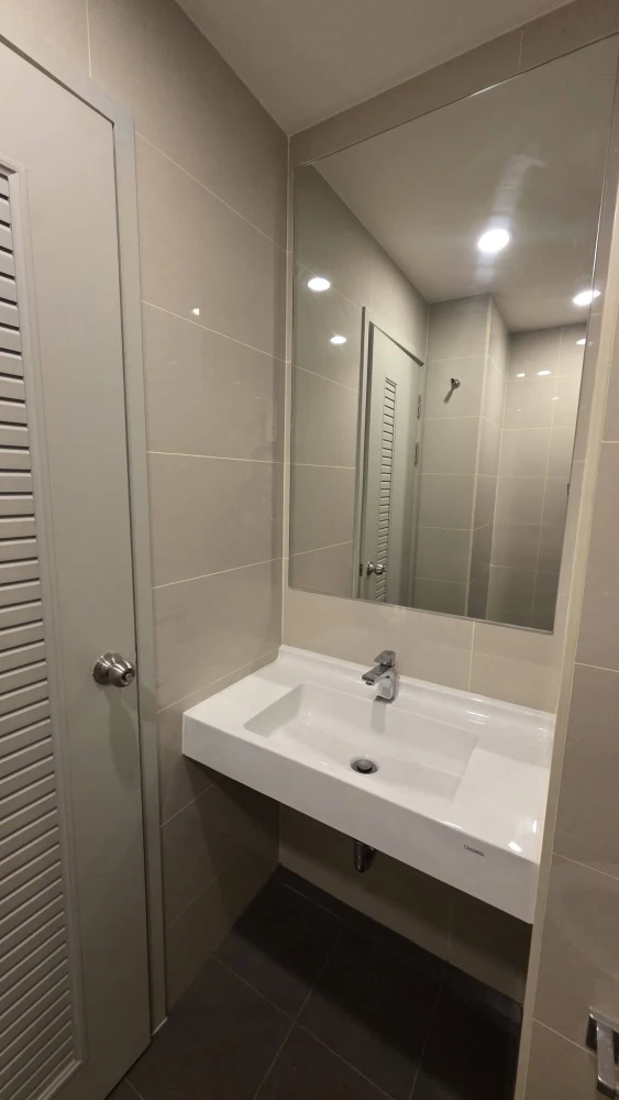 For rent: A Space Mega, high-floor unit, fully furnished, affordable price. Book now!