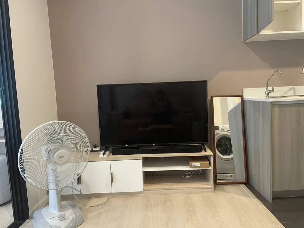 For rent: A space Mega, a nice room, good location, comes with complete furniture and electrical appliances, just bring your bags and move in.