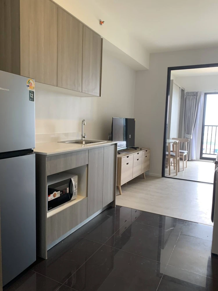 For rent: A space Mega, a nice room, comes with complete furniture and electrical appliances. Just bring your bags and move in.