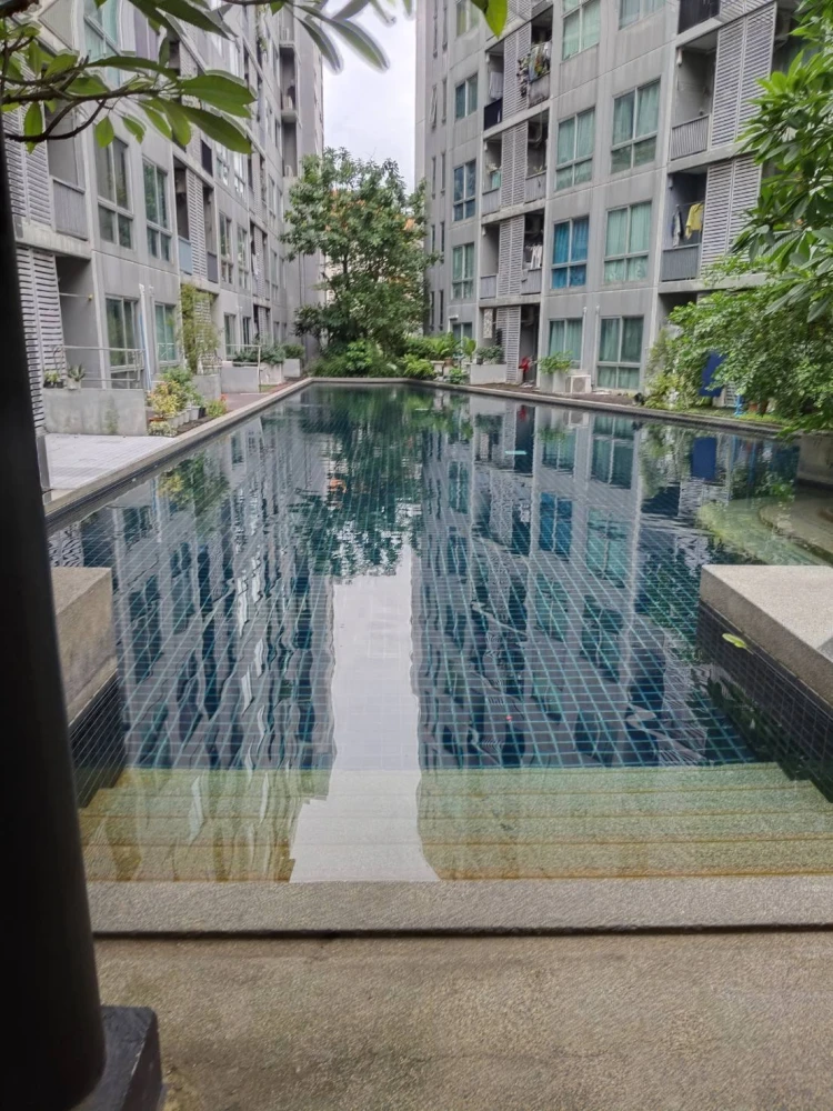For rent: A Space Play Ratchada-Sutthisarn. Ready to move in, fully furnished. Book now!