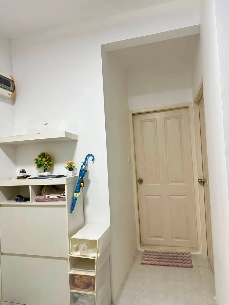 For rent: A Space Sukhumvit 77. Spacious room at an amazing price. Garden view, cool room, large balcony. Don't miss out!