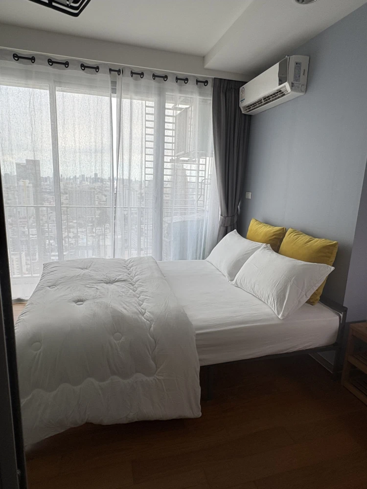 Abstract Phahonyothin Park for rent, very high floor, fully furnished, spacious area, very comfortable, hurry and reserve now.