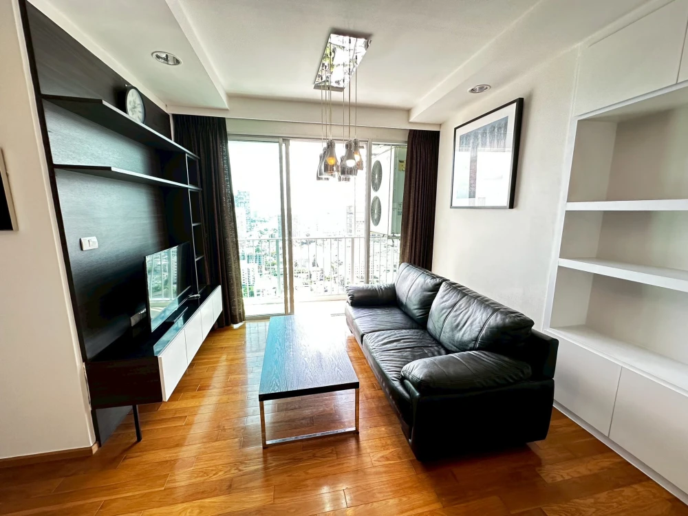 Abstracts Phahonyothin Park for rent, 2 bedrooms, plenty of usable space, good location, comes with complete facilities, reserve now.