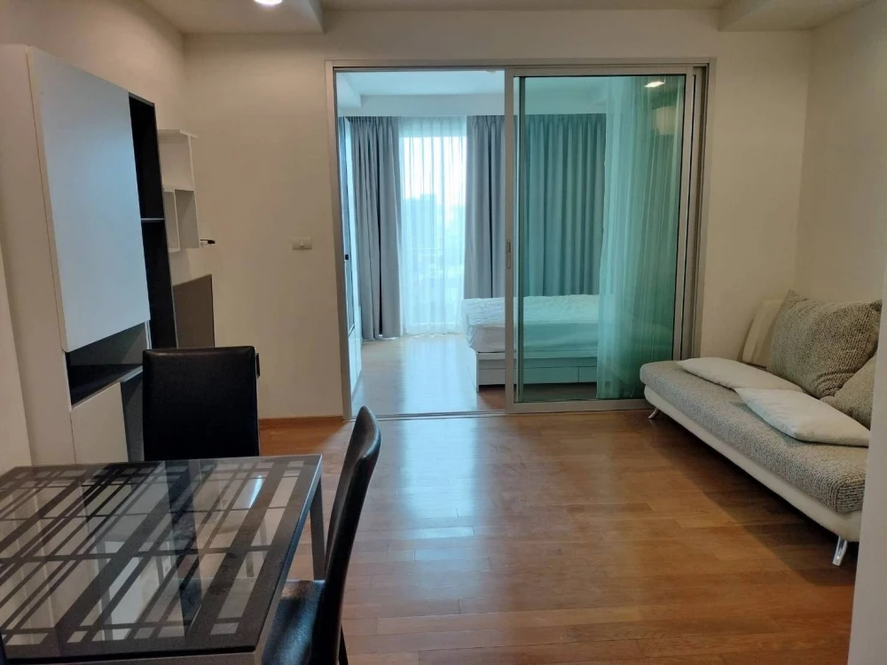 For rent: Abstracts Phahonyothin Park, Building A, 19th floor (great, unblocked view). Spacious and comfortable living space. Don't miss out!