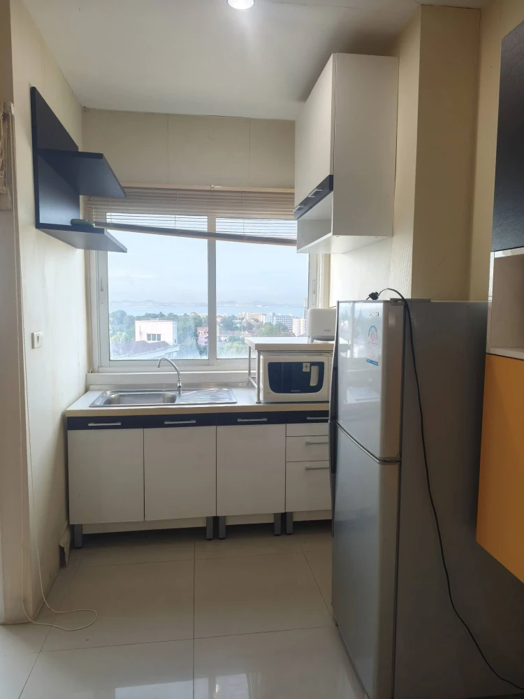 For rent: AD Hyatt Condominium, studio room, 12th floor. Sea/city view/view of the Sanctuary of Truth. Don't miss out!