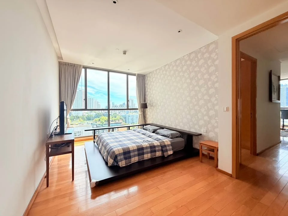 For rent: AEQUA Sukhumvit 49, beautiful room, 2 bedrooms, fully furnished. Interested? Hurry and book now before you miss out.