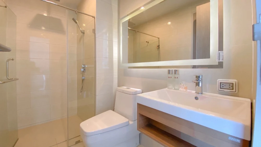 Aeras Condo for rent, corner unit offering privacy, spacious living area, and stunning sea views. You won't want to miss this!