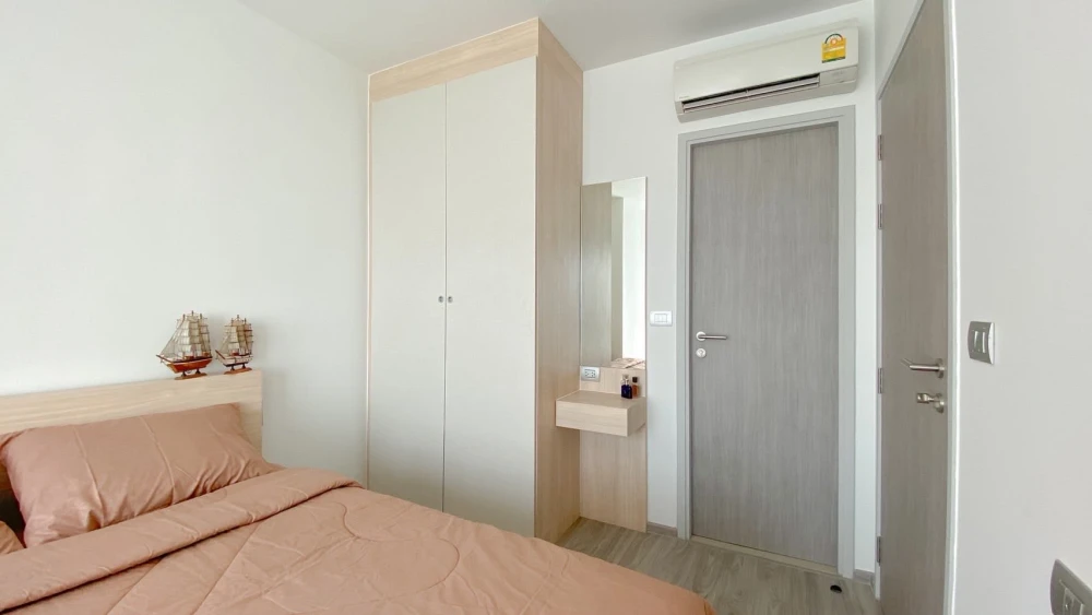 Aeras Condo for rent, corner unit offering privacy, spacious living area, and stunning sea views. You won't want to miss this!