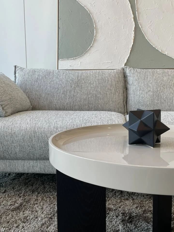 For rent or sell: AESTIQ Thonglor, 1 bedroom, 1 bathroom. Coordinated interior design and fully furnished. Book now!