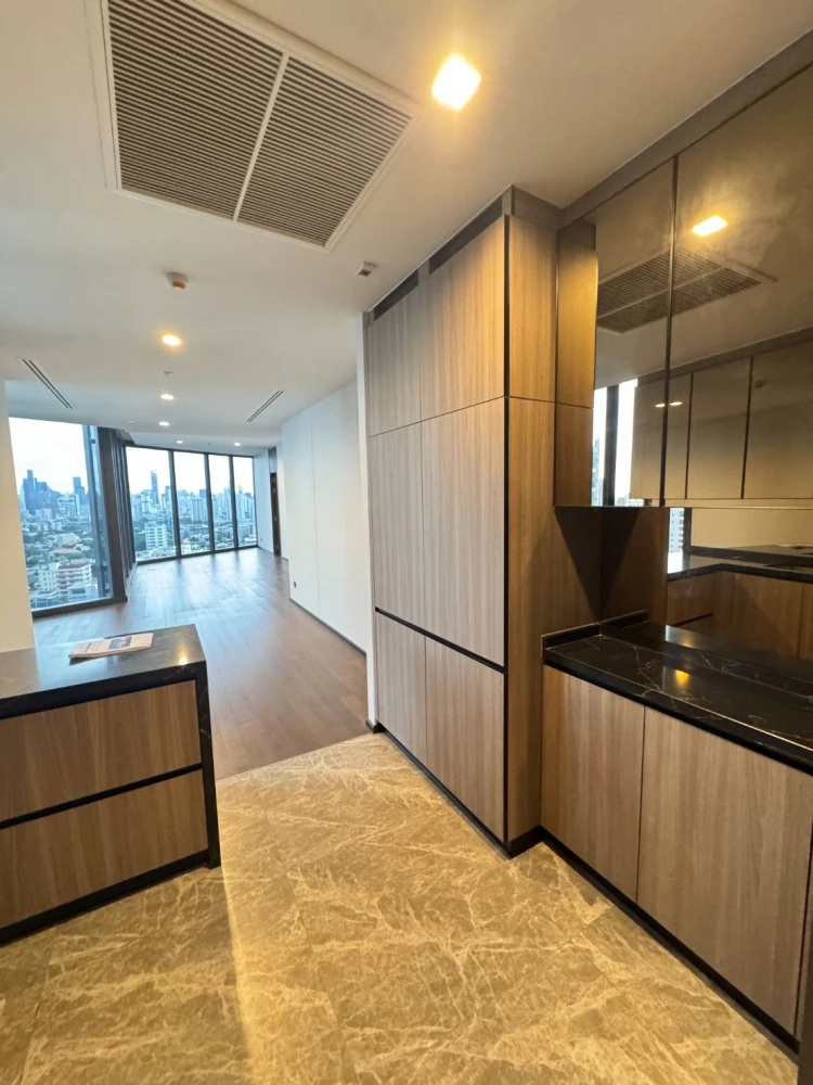 For Rent: AESTIQ Thonglor – 21st floor (high floor) with a great view. Book now—don't miss out!