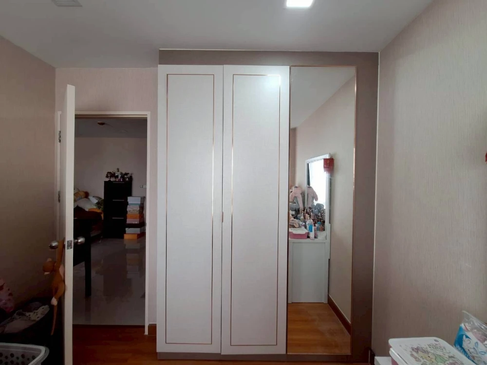 Airlink Residence for rent, spacious living space, fully furnished, first come first served.
