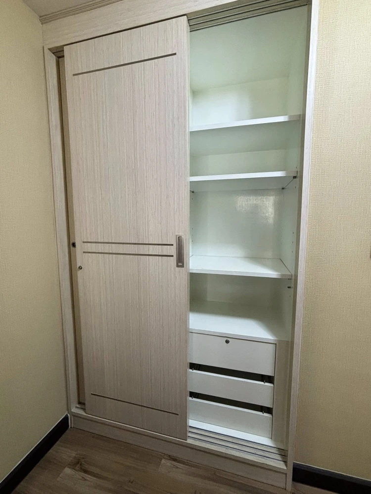 Akesin Place for rent, 1 bedroom, 1 bathroom, fully furnished, lots of usable space, reserve now!