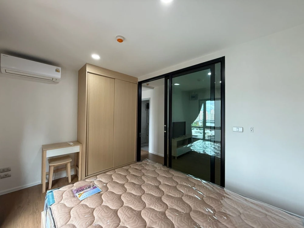 For rent: Alive Sukhumvit 76, 7th floor, nice room, fully furnished, reserve now.