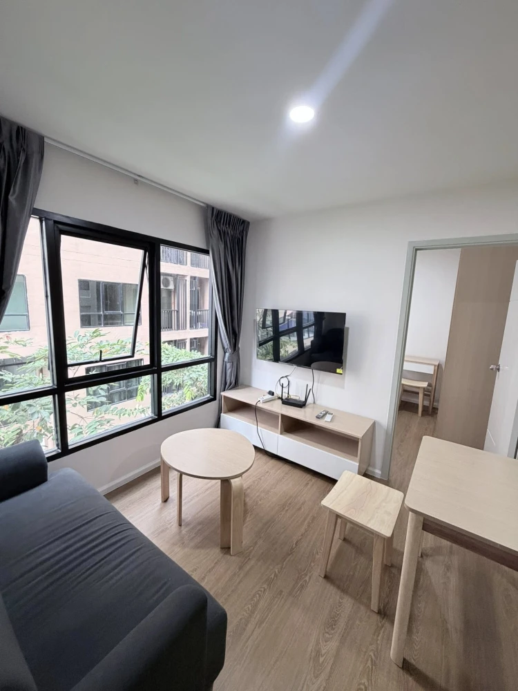 For rent: Alive Sukhumvit 76, a nice room on the 3rd floor, fully furnished and equipped with appliances. Reserve now!