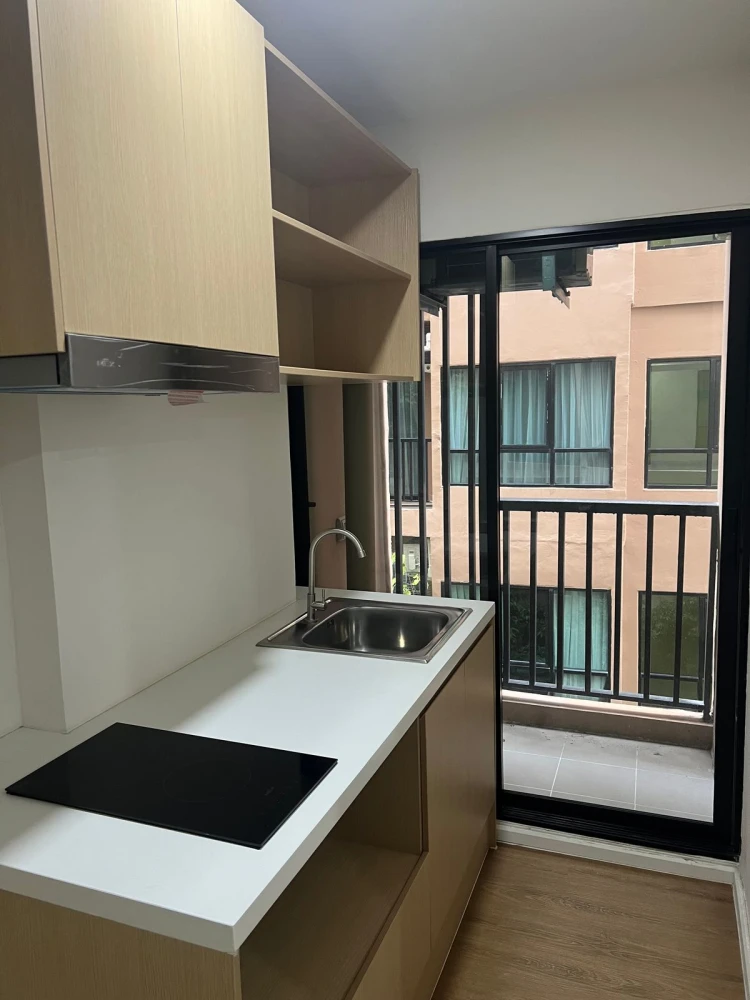 For rent: Alive Sukhumvit 76, a nice room with complete decorations. Interested? Reserve now!