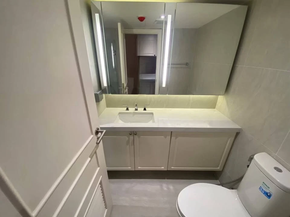 For rent: Altitude Symphony Charoenkrung-Sathorn, 2-storey room type, 3 bedrooms, 2 bathrooms, plenty of usable space, hurry up and grab it!