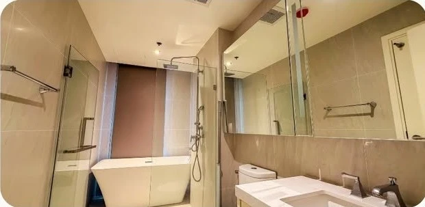Altitude Symphony condo for rent. Spacious and comfortable, located on the 7th floor. Nicely decorated and ready to move in.