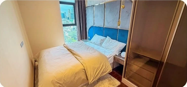 For rent: Altitude Symphony, very large 2-bedroom, 2-bathroom unit with stunning built-in furnishings. Book now, don't wait!