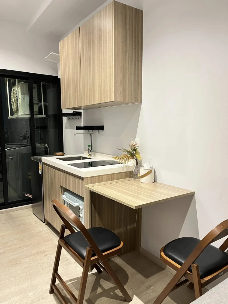 For rent: Altitude Unicorn Sathorn - Tha Phra, 1 bedroom, 1 bathroom, decorated in a controlled tone, fully equipped with facilities, book now.