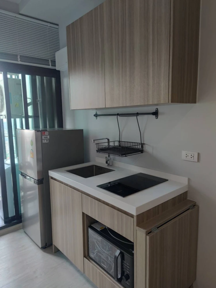 For rent: Altitude Unicorn Sathorn - Tha Phra, 1 bedroom, 1 bathroom, fully furnished, ready to move in.