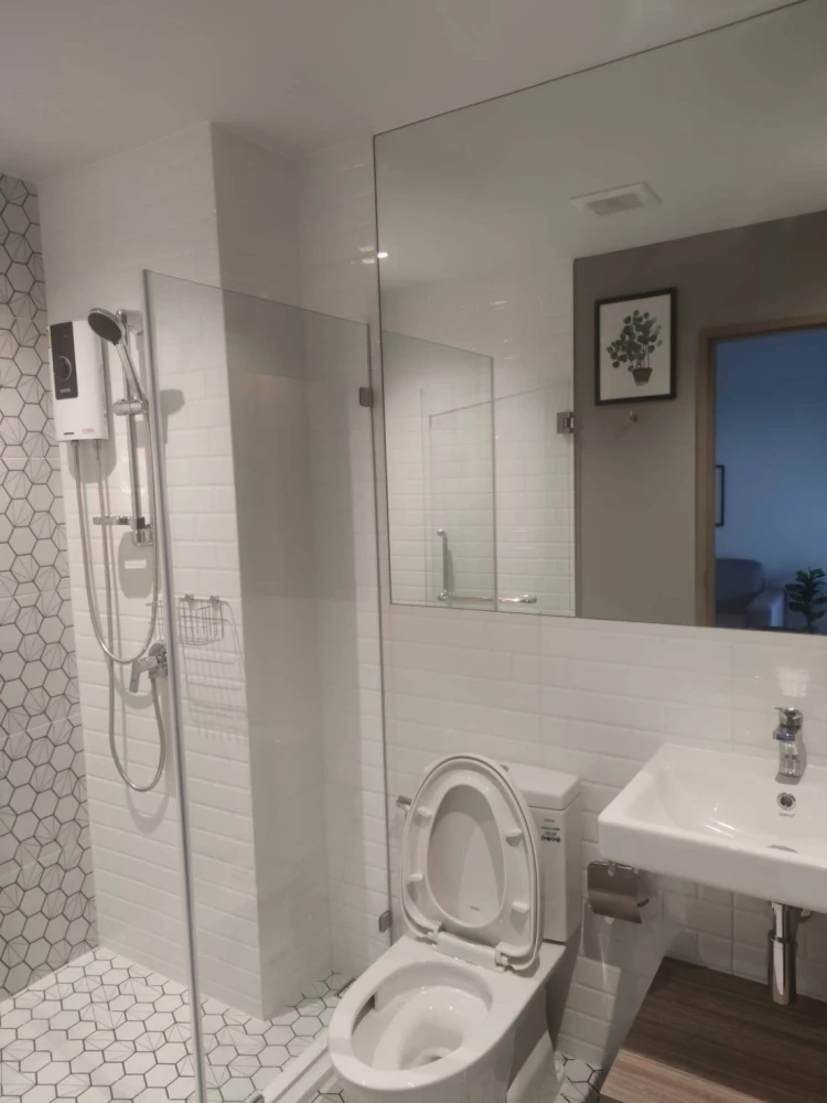 For rent: Altitude Unicorn Sathorn - Tha Phra, 1 bedroom, 1 bathroom, fully furnished, ready to move in.