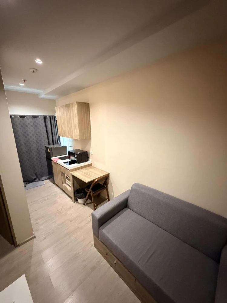 For rent: Altitude Unicorn Sathorn - Tha Phra, 1 bedroom, 1 bathroom, fully furnished and equipped with appliances. Book now!