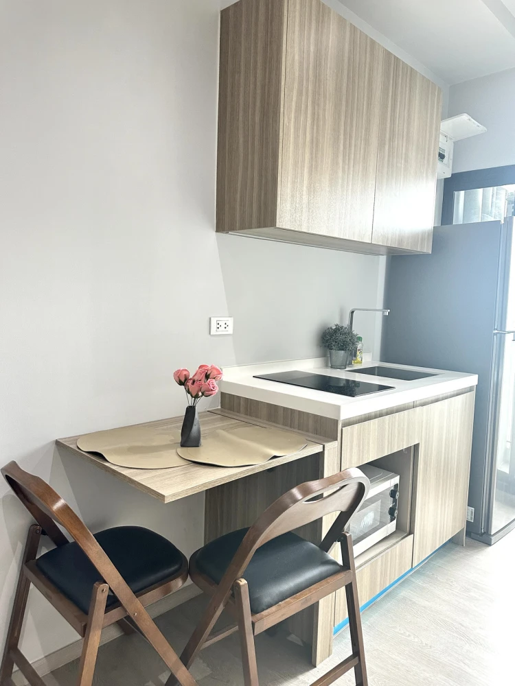 For rent: Altitude Unicorn Sathorn - Tha Phra, 30th floor, fully furnished, ready to move in. Book now!