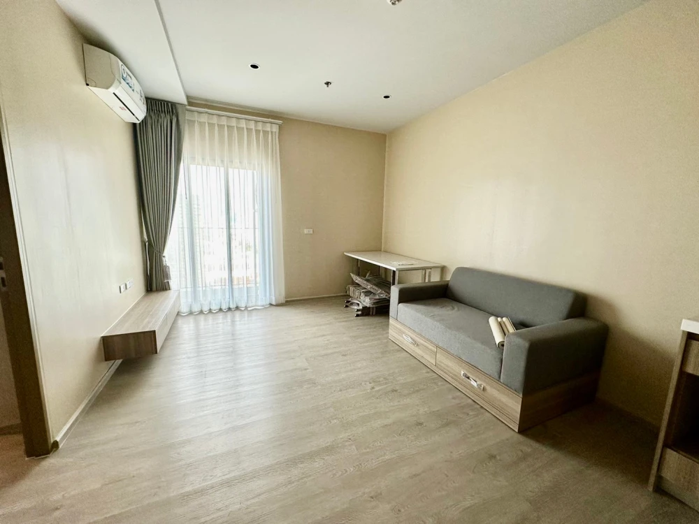 For rent: Altitude Unicorn Sathorn - Tha Phra, 31st floor, fully furnished unit. Book now!