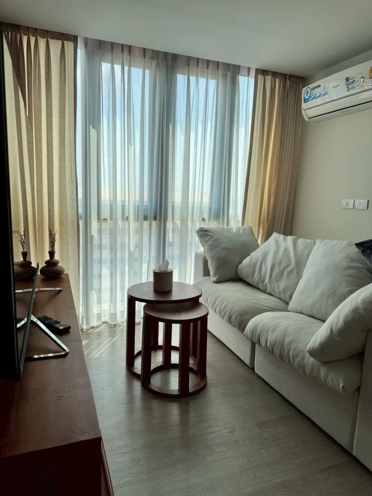 For rent: Altitude Unicorn Sathorn - Tha Phra, beautiful room, fully furnished, ready to move in, book now, don't wait.