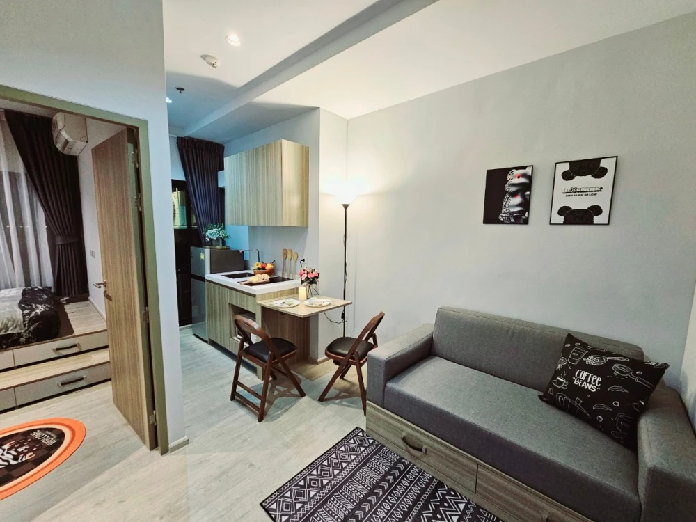 For rent: Altitude Unicorn Sathorn-Tha Phra, nice room, high floor, fully furnished, hurry and book now before you miss out+++
