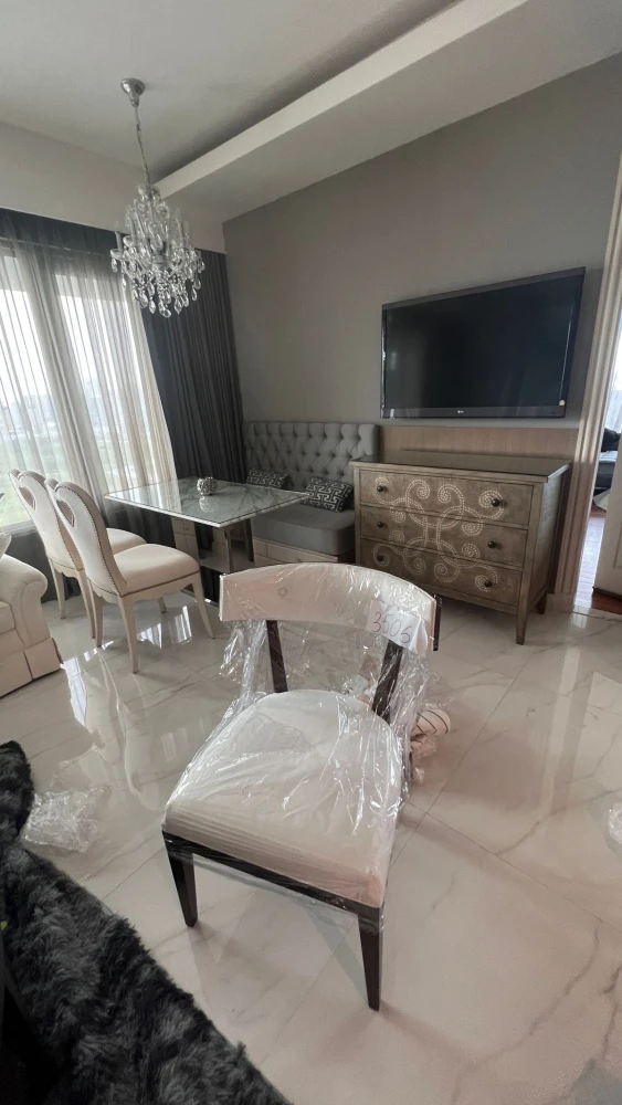 For rent: Amanta Lumpini, 2 bedrooms. Spacious and comfortable, fully furnished. Book now!