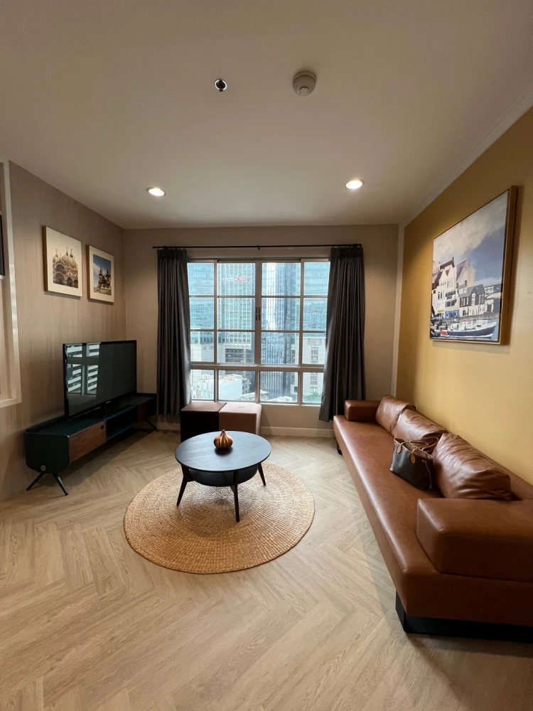 For rent: AP CitiSmart Sukhumvit 18, 2 bedrooms, 2 bathrooms, 1 walk-in closet. Book now! Don't miss out!