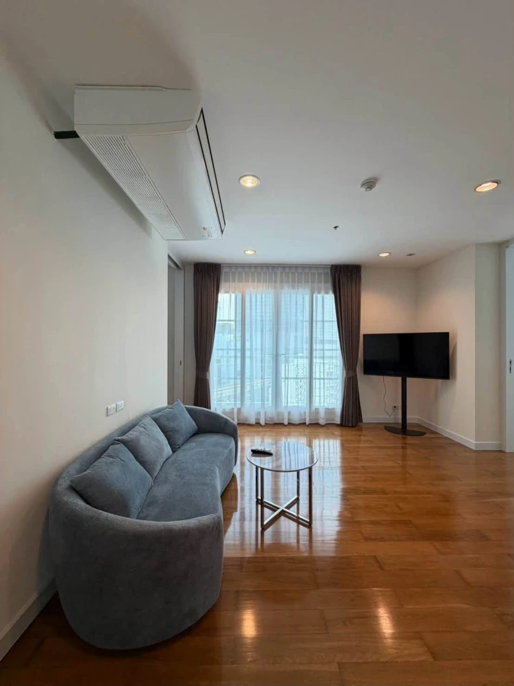 For Rent: AP CitiSmart Sukhumvit 18, 10th floor. Great view, unobstructed. Fully furnished. Book now!