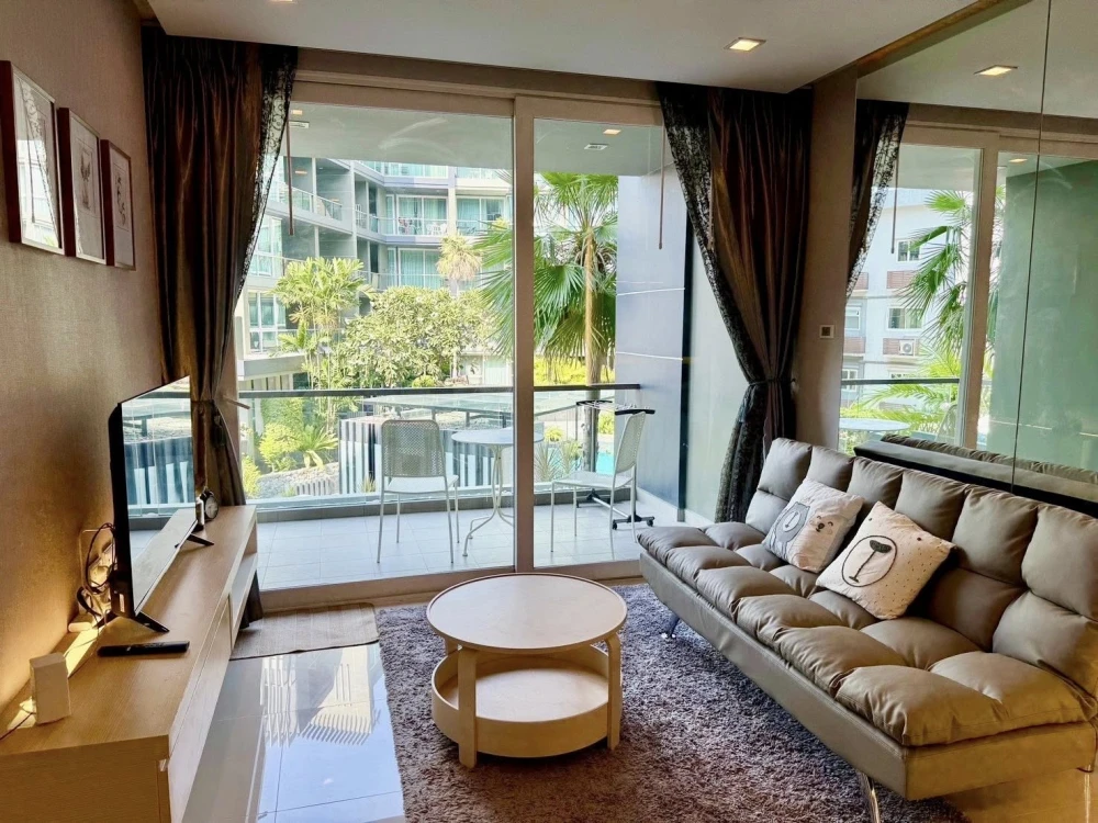 Apus for rent, beautifully decorated room with a cool theme, good location, comes with complete facilities. Reserve now.