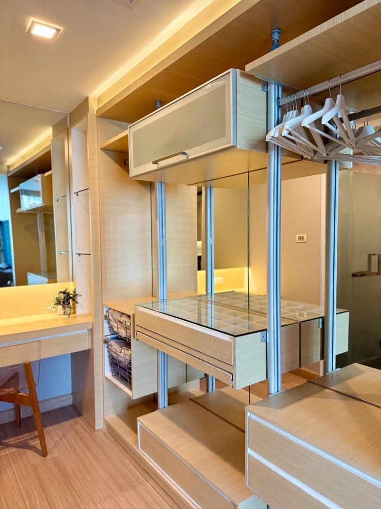 Apus for rent, beautifully decorated room with a cool theme, good location, comes with complete facilities. Reserve now.