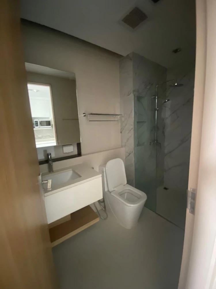 For rent: AQ Alix-Residence Soonvijai, fully furnished and comfortable unit. Don't miss out!