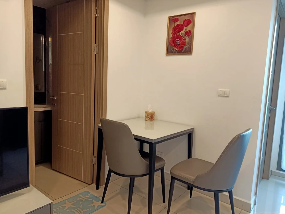 Arcadia Beach Continental condo for rent, city/outside view (quiet and private), offering a luxurious resort-like atmosphere every day.