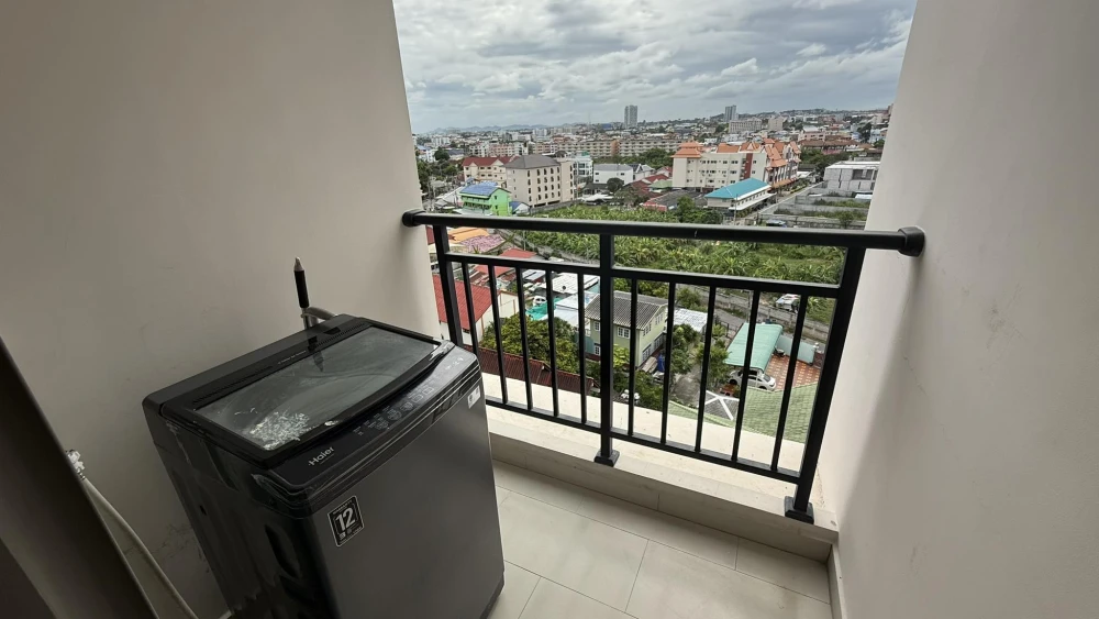 Arcadia Beach Continental for rent, nice room, 8th floor, fully furnished and electric appliances. Reserve now!