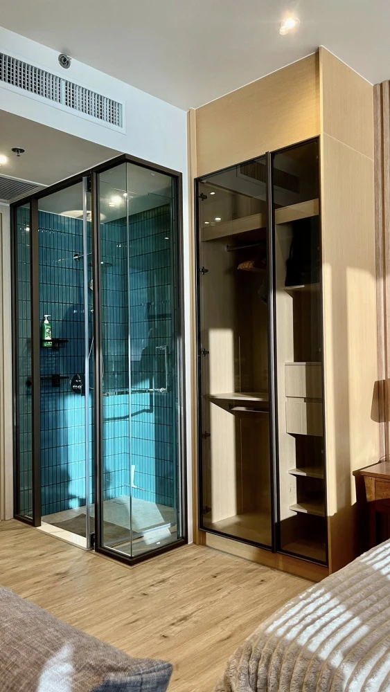 For rent Arom Wongamat 1 bedroom 1 bathroom 21st floor Enjoy beautiful sea view from your balcony. Book now.