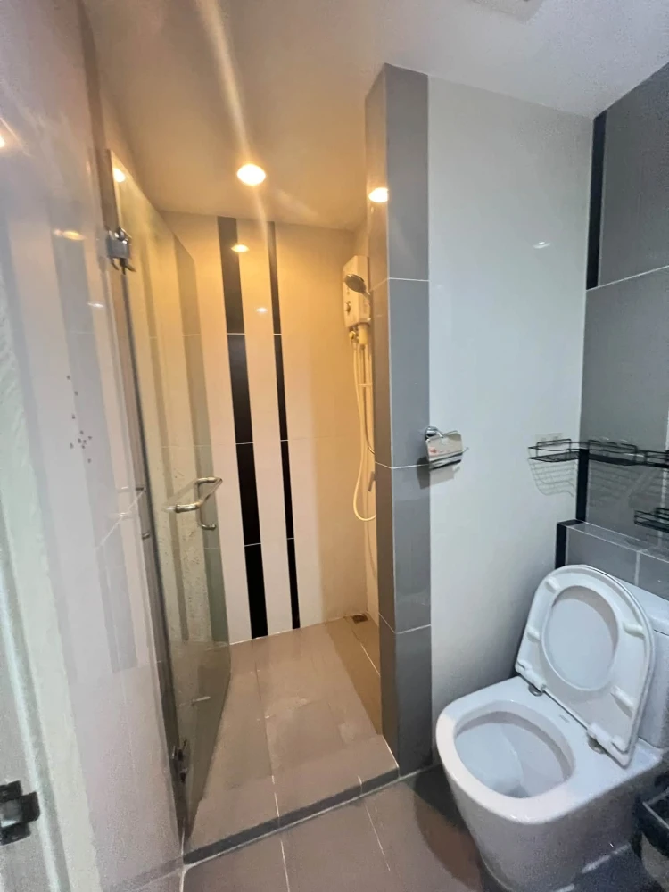 For rent: Artemis Sukhumvit 77, 1 bedroom, 1 bathroom, in a great location with convenient transportation. Don't miss out!